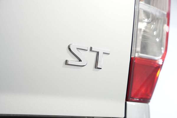 2020 Nissan Navara ST D23 Series 4 4X4