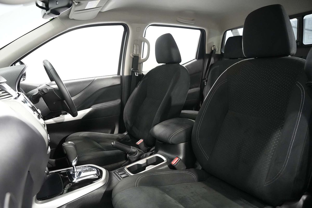 2020 Nissan Navara ST D23 Series 4 4X4