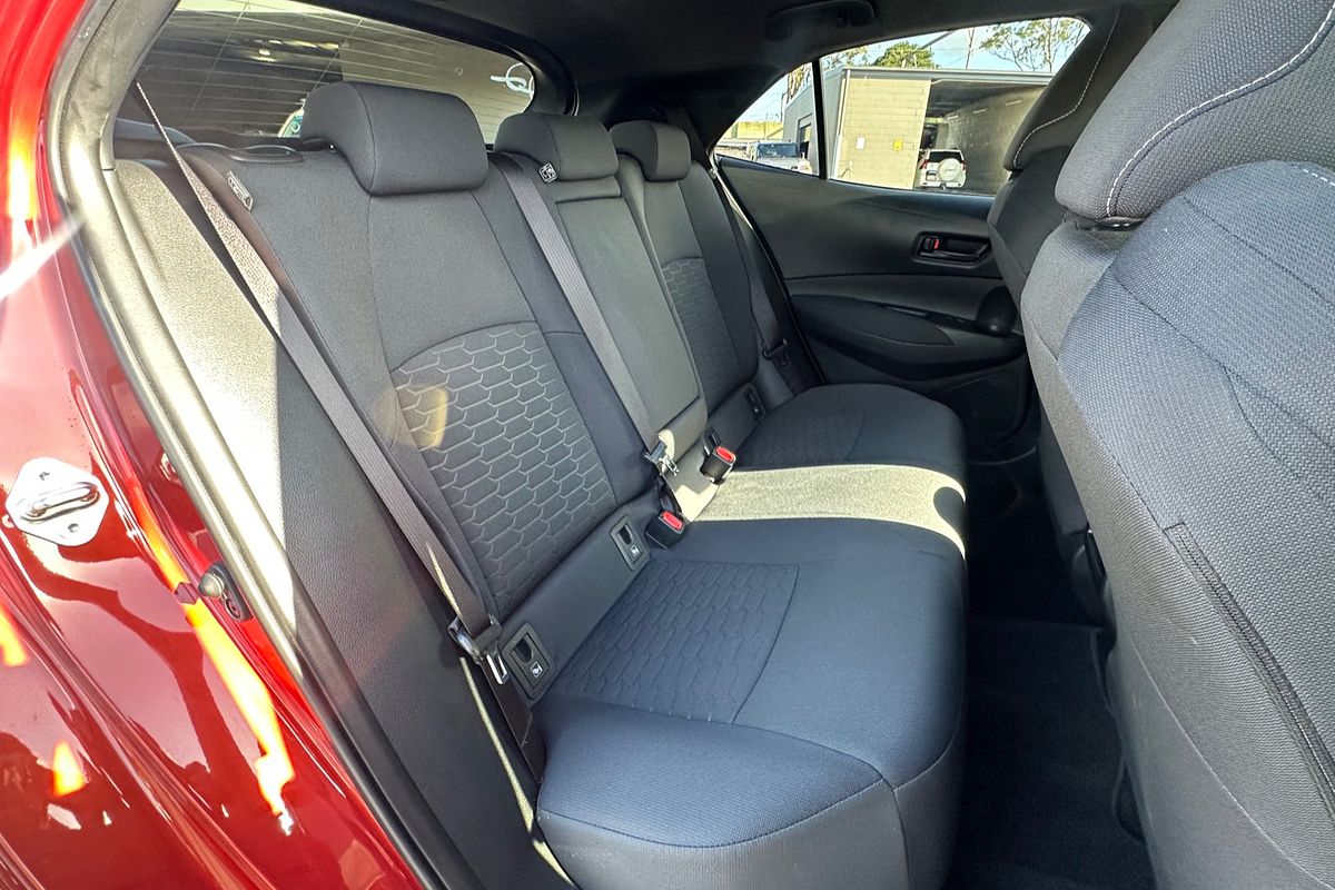 2018 Toyota Corolla Ascent Sport MZEA12R