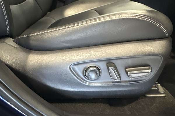 2020 Toyota RAV4 Cruiser AXAH54R