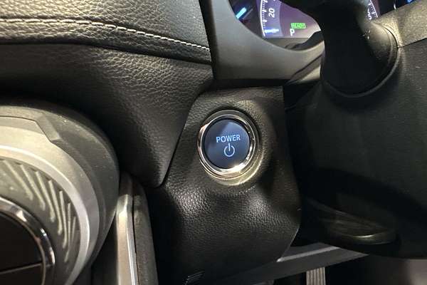 2020 Toyota RAV4 Cruiser AXAH54R