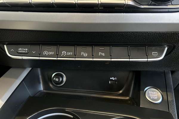 2021 Audi A4 35 TFSI S line B9