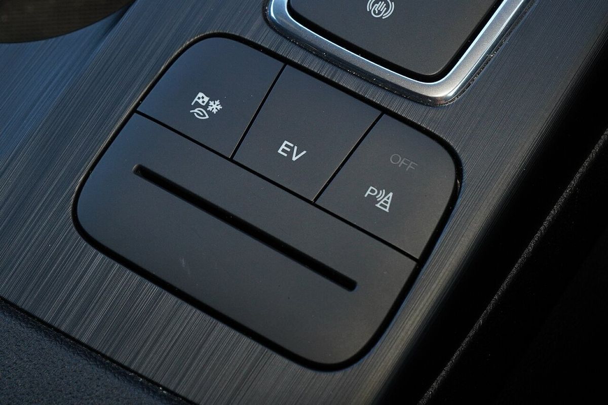 2023 Ford Escape ST-Line PHEV ZH