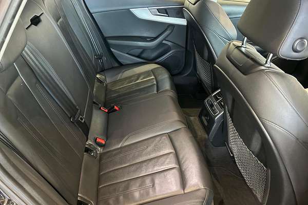 2021 Audi A4 35 TFSI S line B9