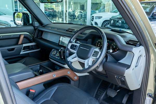 2021 Land Rover Defender 90 P400 HSE L663