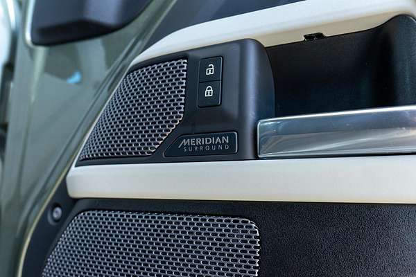 2021 Land Rover Defender 90 P400 HSE L663