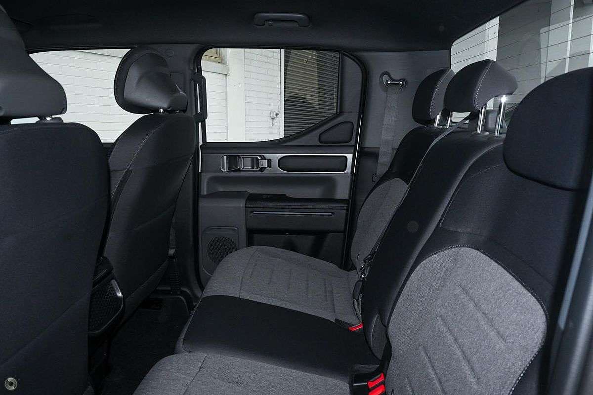 2025 Kia Tasman SX TK 4X4