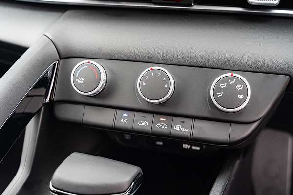 2025 Hyundai i30 Hybrid CN7.V2