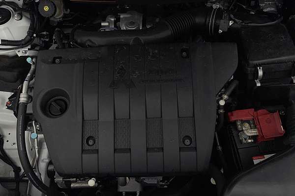 2019 Mitsubishi Outlander LS ZL