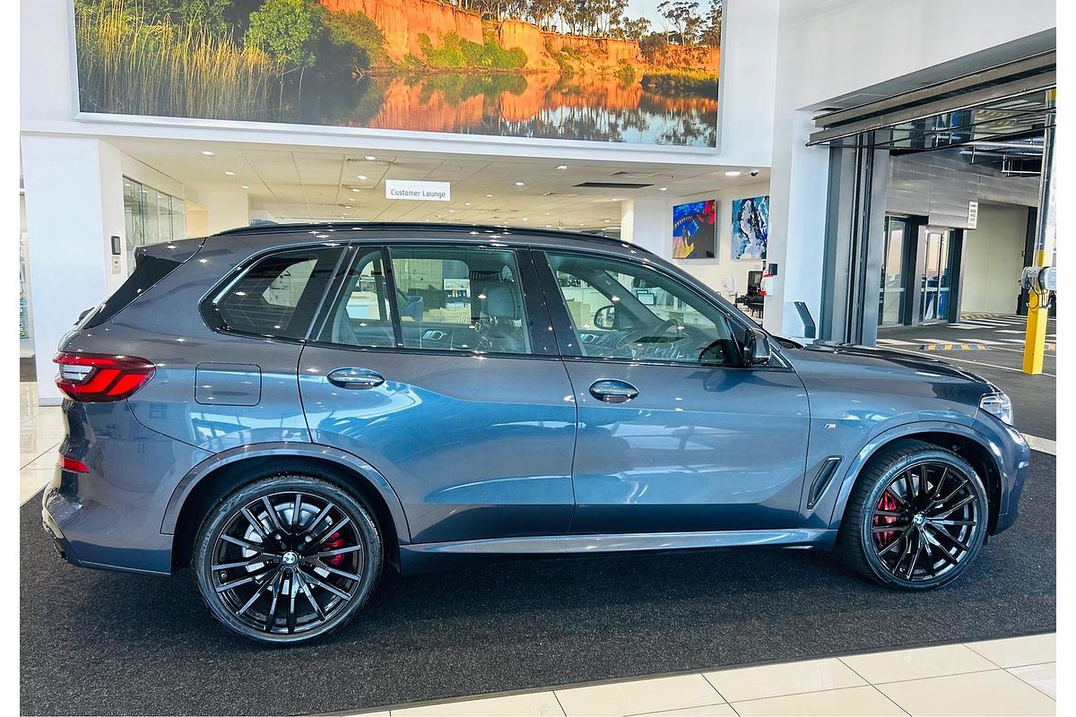 2021 BMW X5 M50i G05
