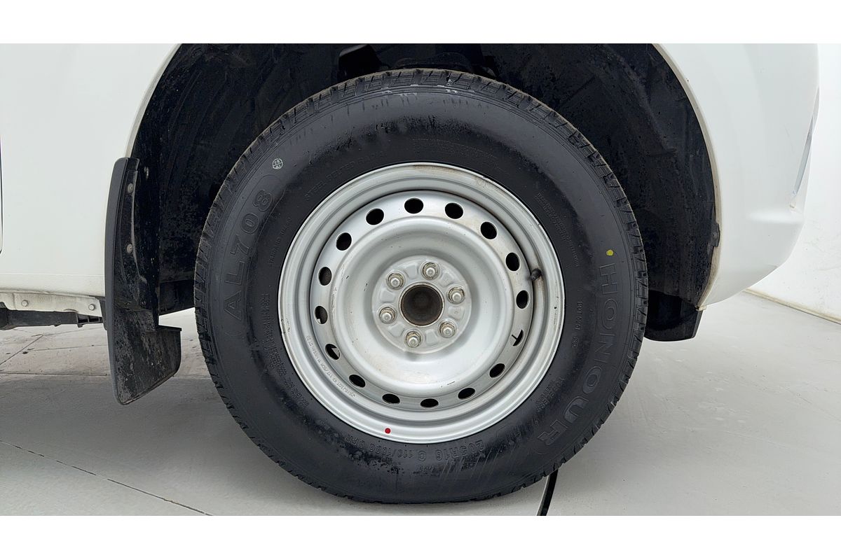 2017 Nissan Navara RX D23 Series 2 Rear Wheel Drive