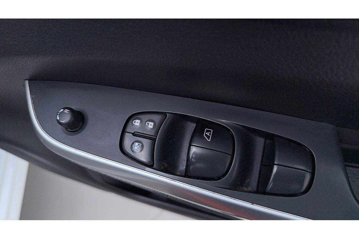 2017 Nissan Navara RX D23 Series 2 Rear Wheel Drive