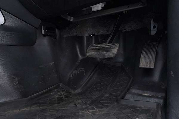 2017 Nissan Navara RX D23 Series 2 Rear Wheel Drive