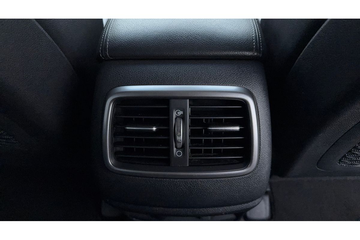 2016 Kia Sorento SLi UM