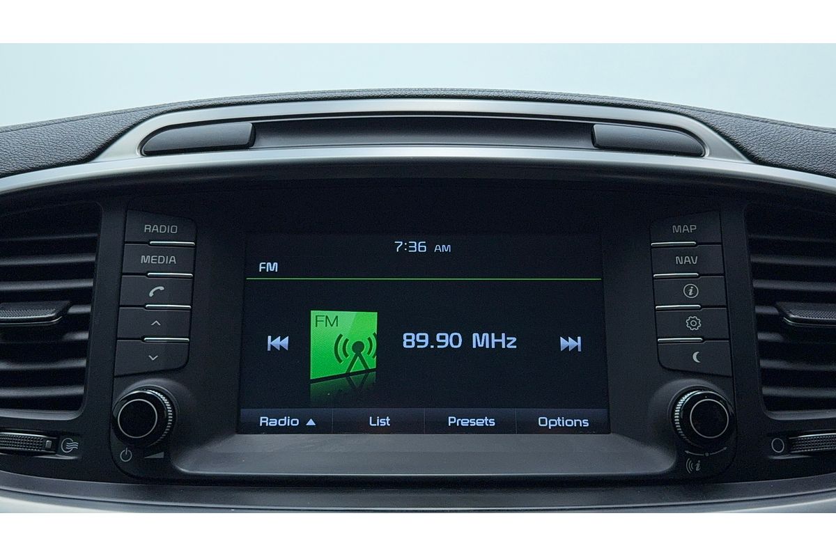 2016 Kia Sorento SLi UM