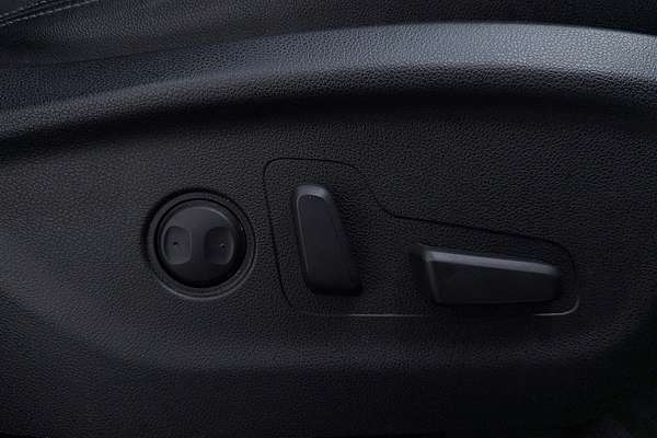 2016 Kia Sorento SLi UM