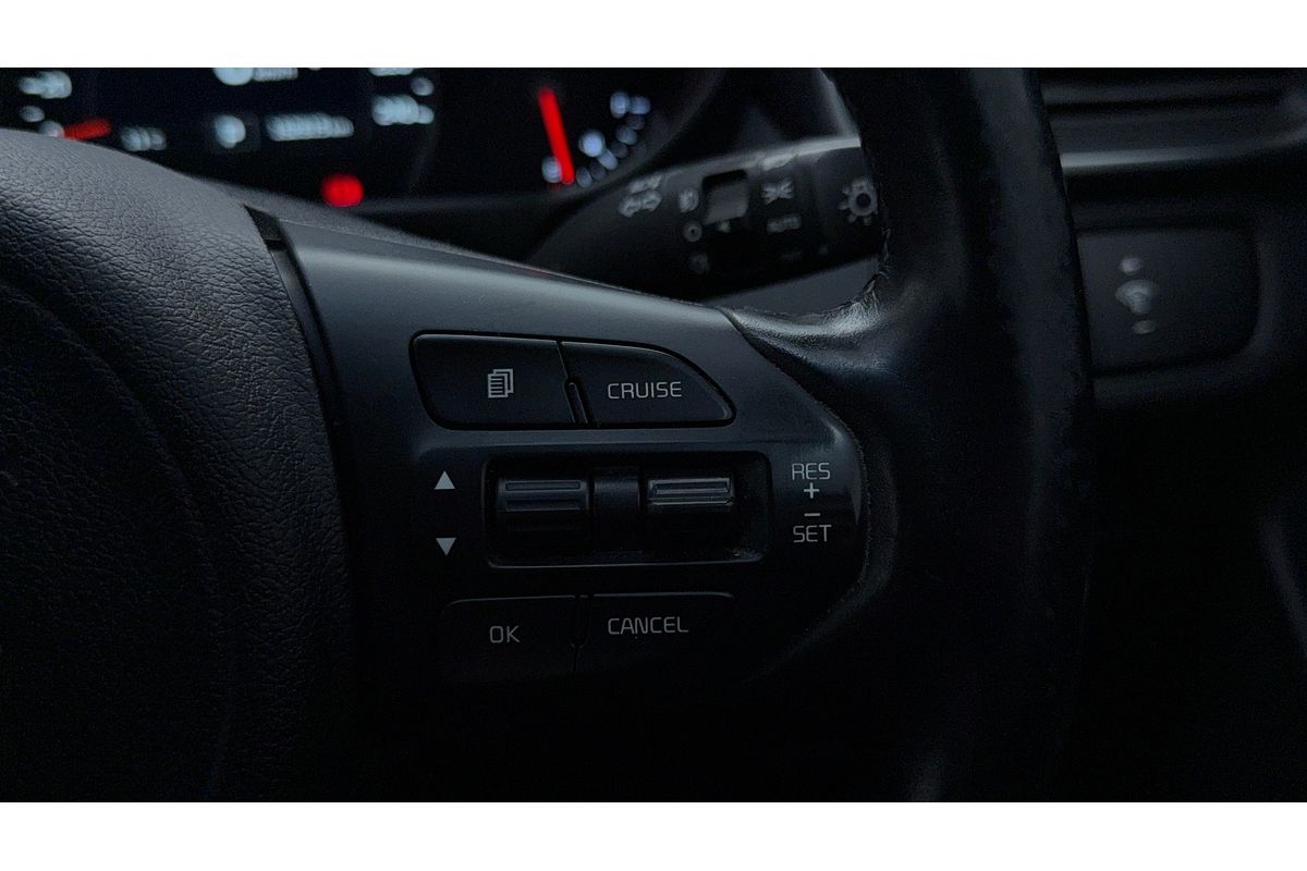 2016 Kia Sorento SLi UM