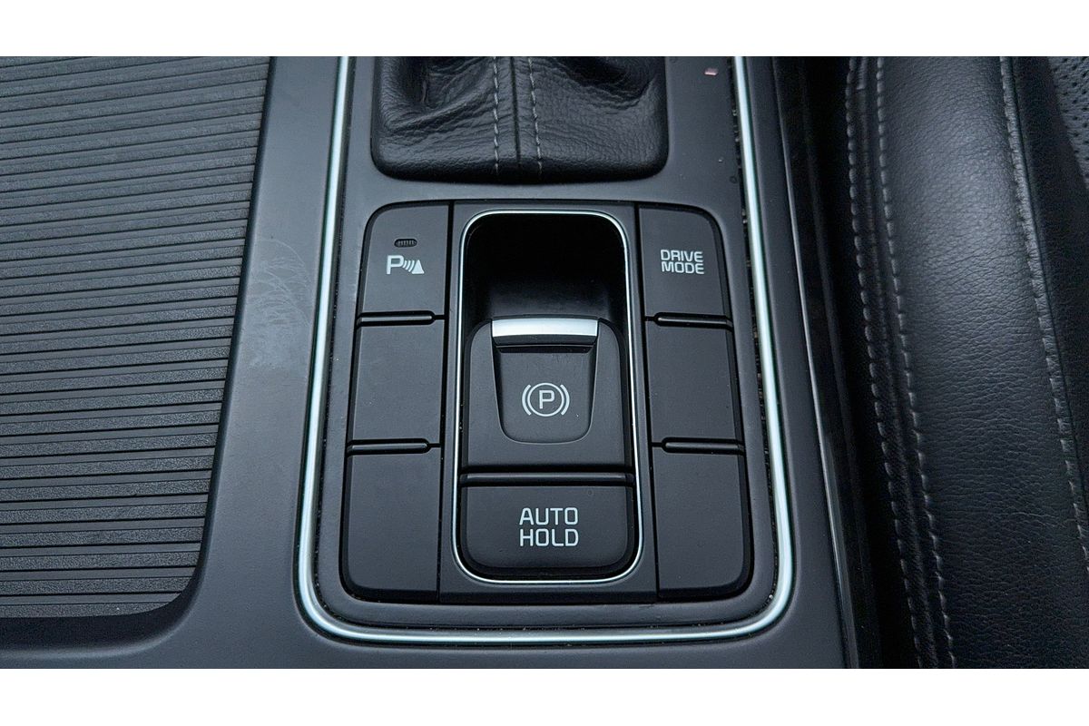 2016 Kia Sorento SLi UM