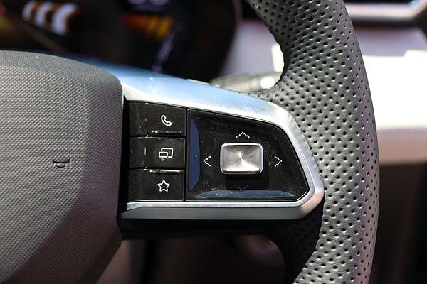 2025 MG ZS Essence Hybrid+ ZS32