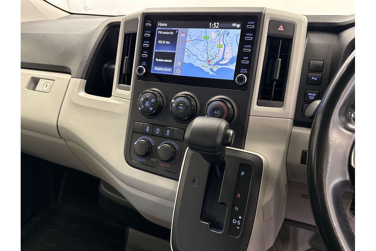 2022 Toyota Hiace Commuter GDH322R ELWB High Roof