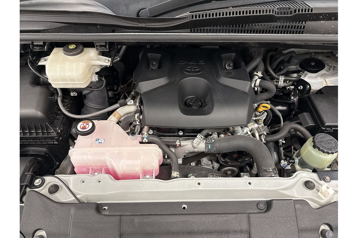 2022 Toyota Hiace Commuter GDH322R ELWB High Roof