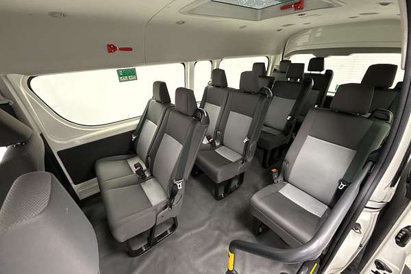 2022 Toyota Hiace Commuter GDH322R ELWB High Roof