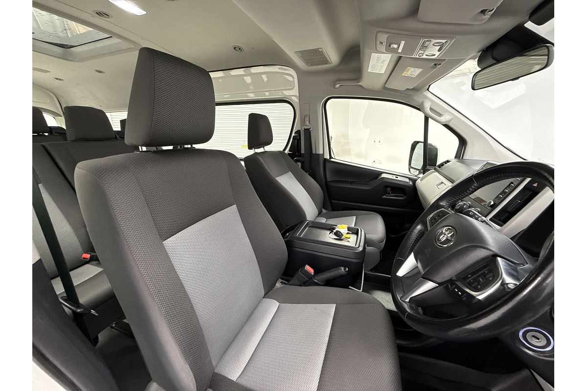 2022 Toyota Hiace Commuter GDH322R ELWB High Roof