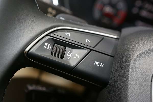 2023 Audi Q5 40 TDI FY