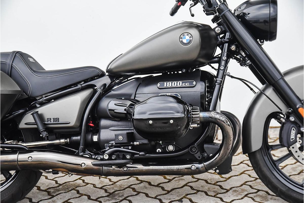 2024 BMW R 18 Roctane R 18