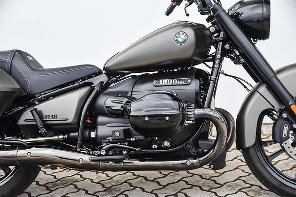 2024 BMW R 18 Roctane R 18