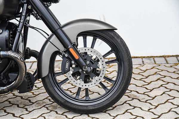 2024 BMW R 18 Roctane R 18