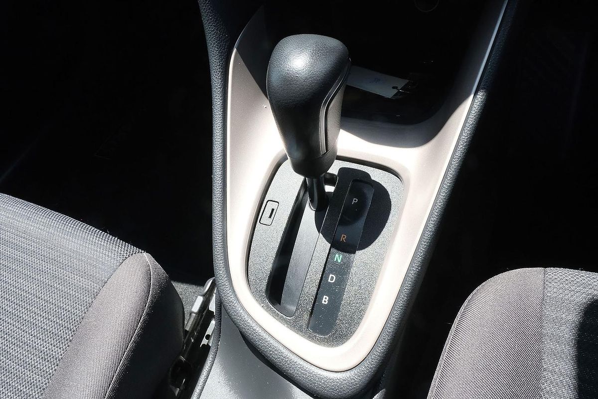 2021 Toyota Yaris SX MXPA10R