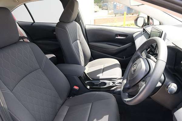 2024 Toyota Corolla SX Hybrid ZWE219R