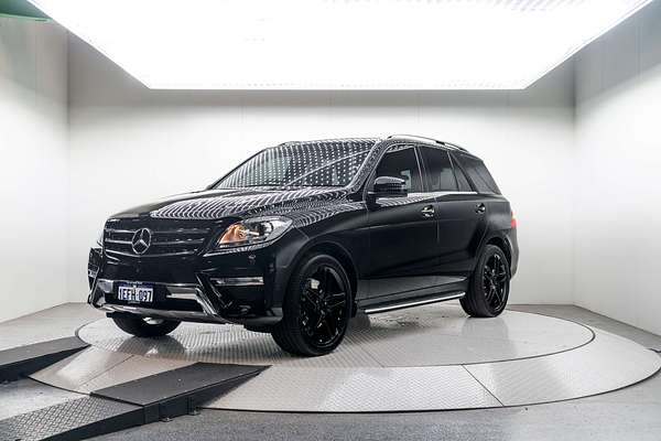 2013 Mercedes-Benz M-Class ML250 BlueTEC W166