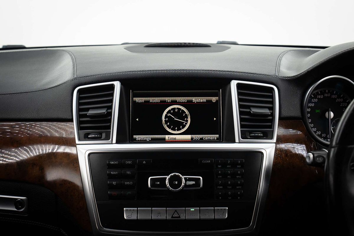 2013 Mercedes-Benz M-Class ML250 BlueTEC W166