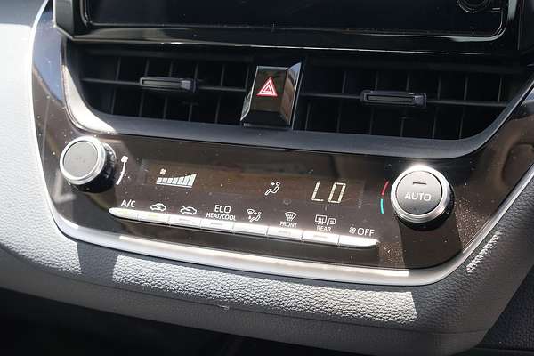 2024 Toyota Corolla SX Hybrid ZWE219R