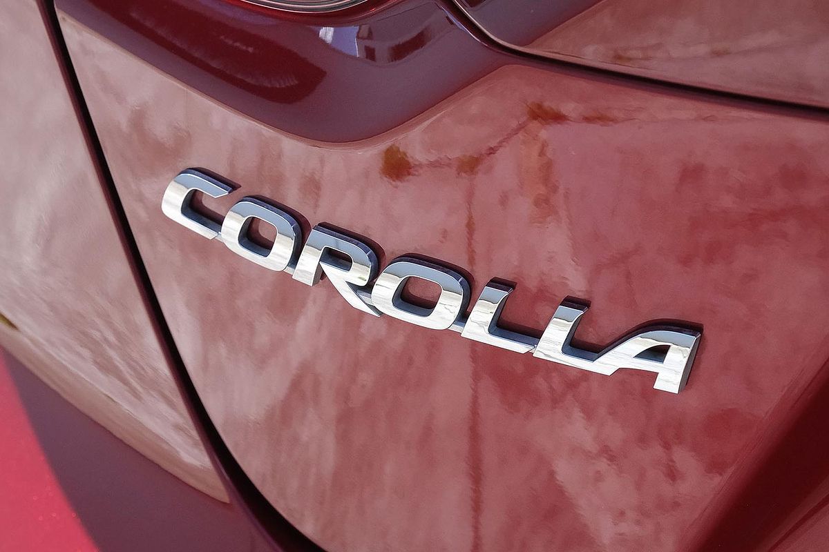 2024 Toyota Corolla SX Hybrid ZWE219R