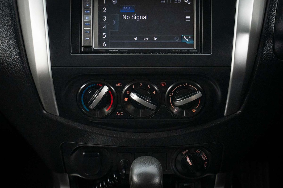 2016 Nissan Navara RX D23 4X4