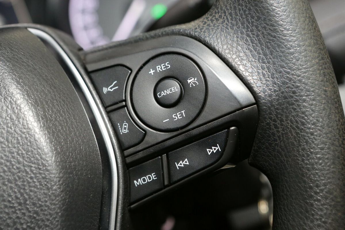 2019 Toyota Camry Ascent ASV70R