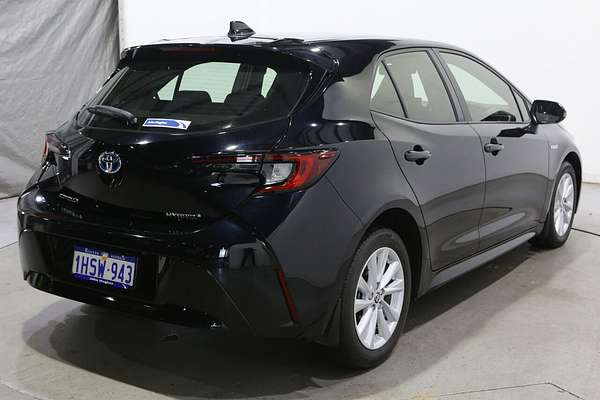 2022 Toyota Corolla Ascent Sport Hybrid ZWE211R