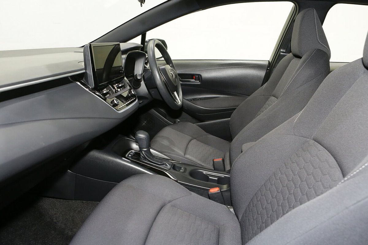 2022 Toyota Corolla Ascent Sport Hybrid ZWE211R