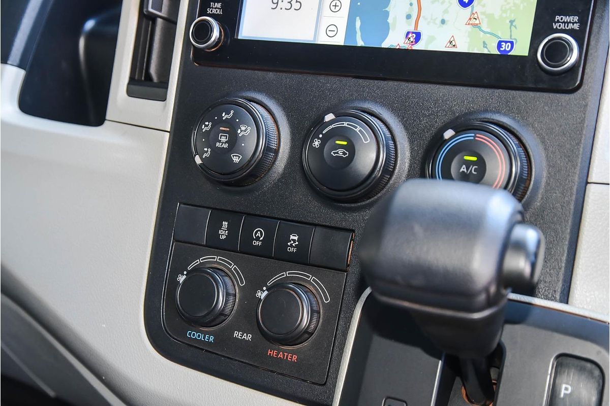 2021 Toyota HIACE SLWB COMMUTER (12 SEATS) GDH322R ELWB High Roof