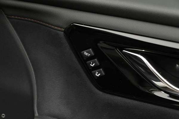 2025 Subaru Forester Hybrid Touring S6