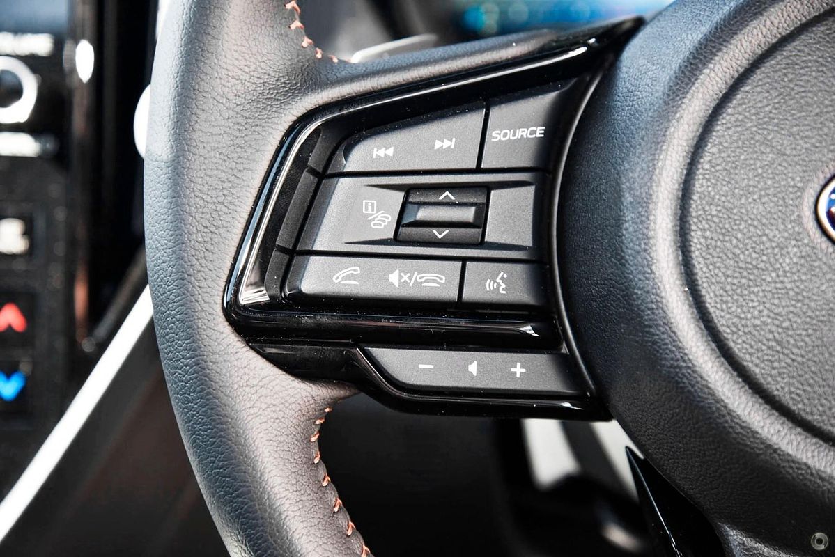 2025 Subaru Forester Hybrid Touring S6