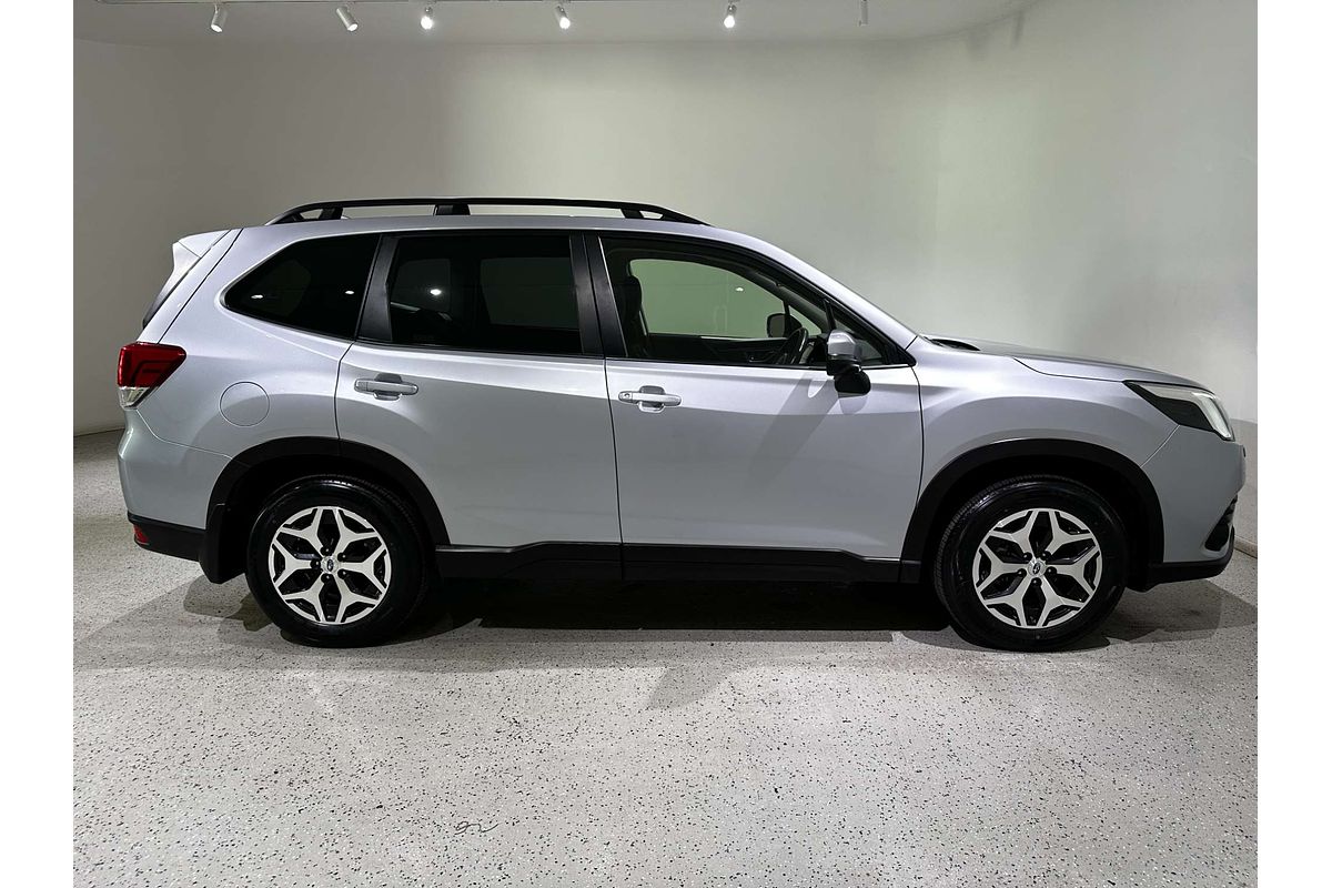 2023 Subaru Forester 2.5i S5