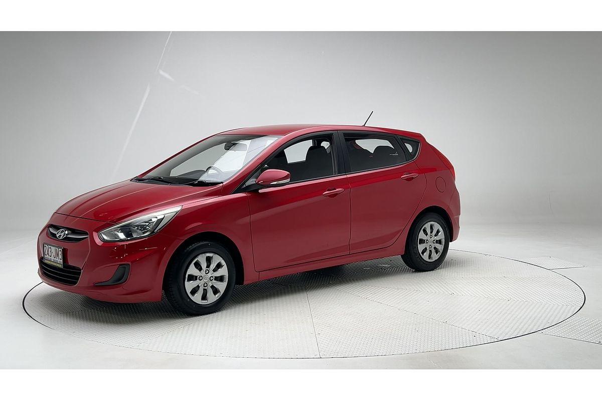 2015 Hyundai Accent Active RB2
