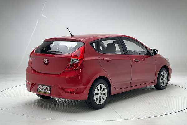 2015 Hyundai Accent Active RB2