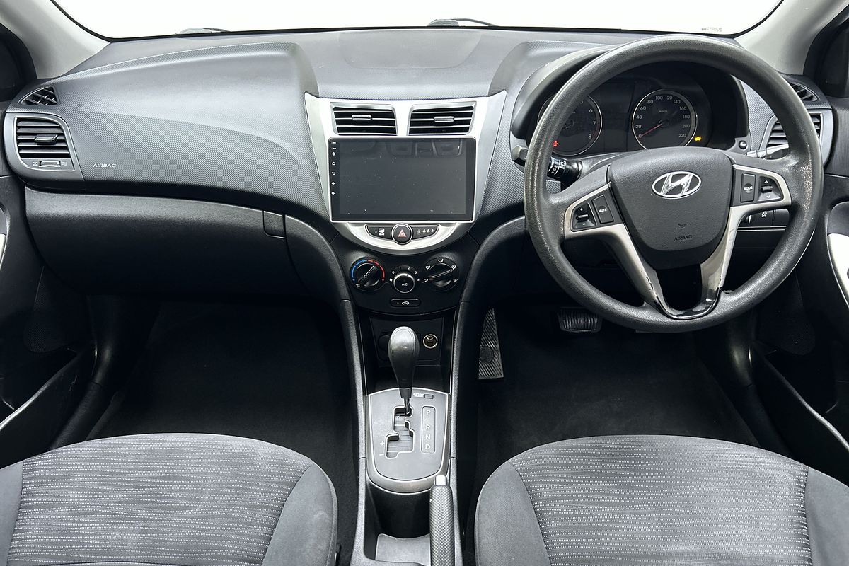 2015 Hyundai Accent Active RB2