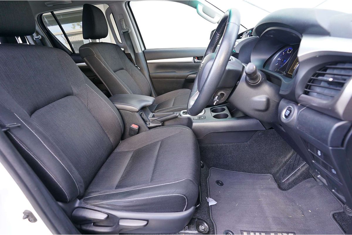 2018 Toyota Hilux SR5 GUN126R