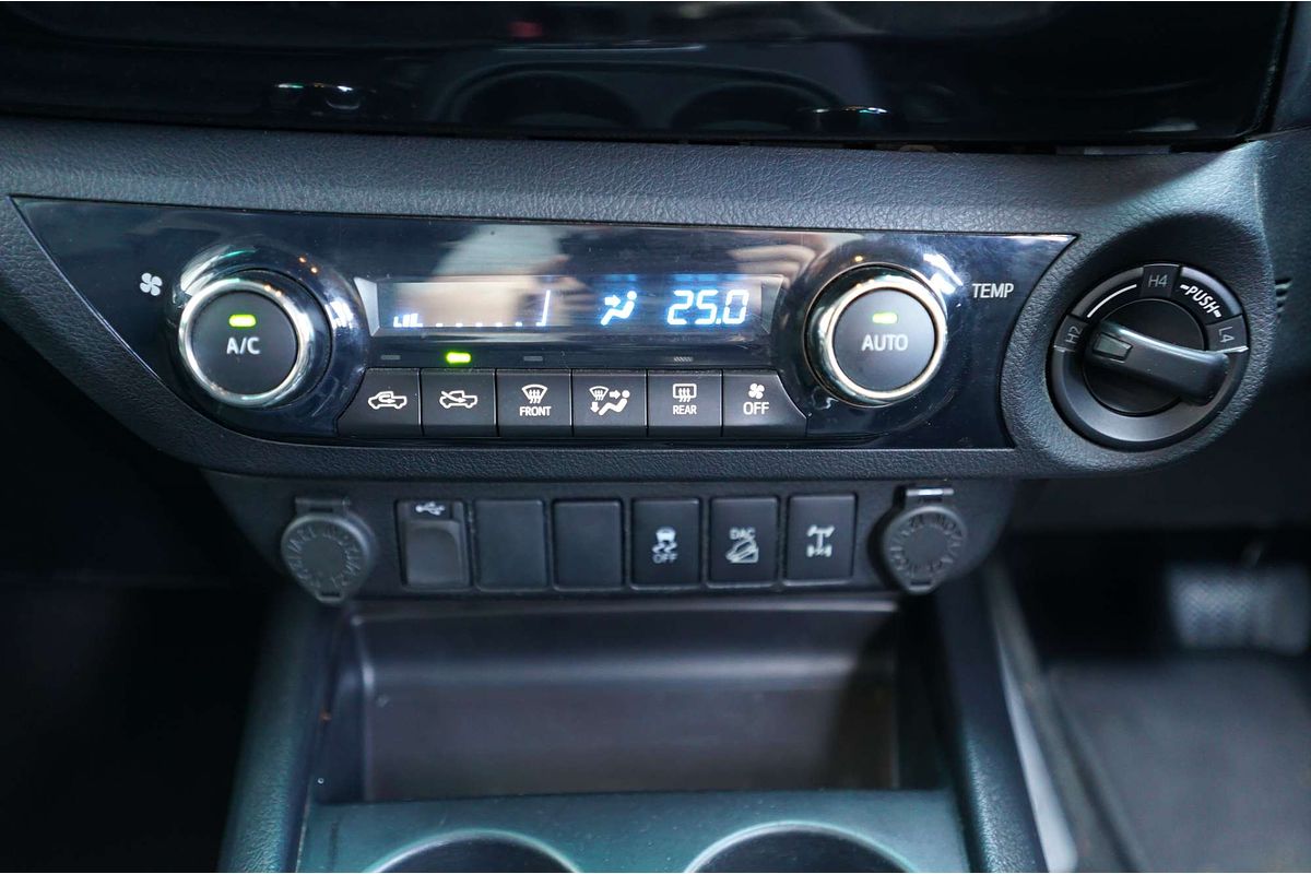 2018 Toyota Hilux SR5 GUN126R